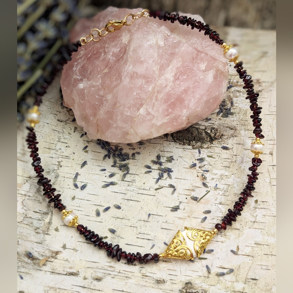 Garnet & Freshwater Pearls In Classic Gold Plated Necklace / Choker & Earrings